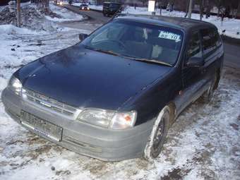 2000 Toyota Caldina