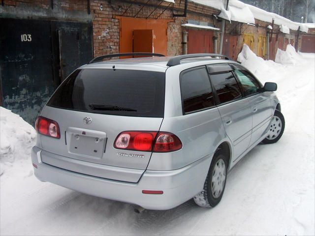 2000 Toyota Caldina