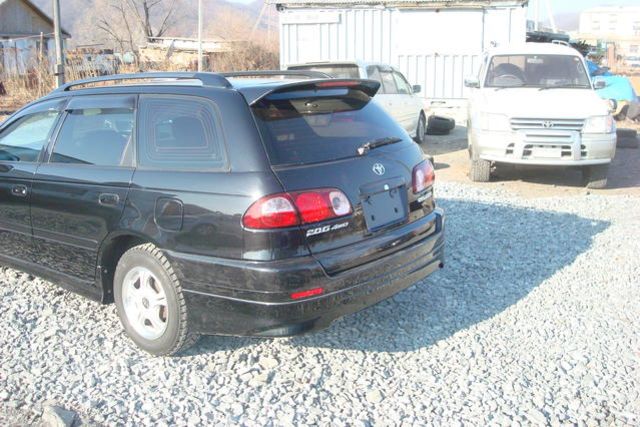 2000 Toyota Caldina