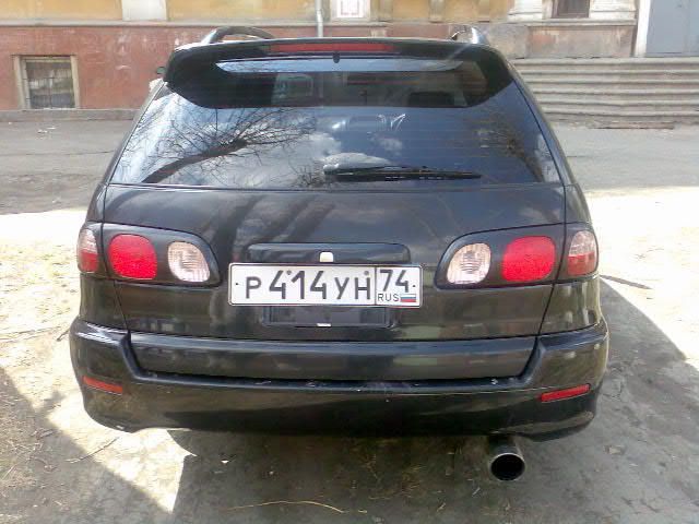 2000 Toyota Caldina