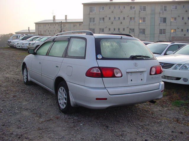 2000 Toyota Caldina