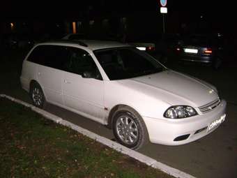 2000 Toyota Caldina