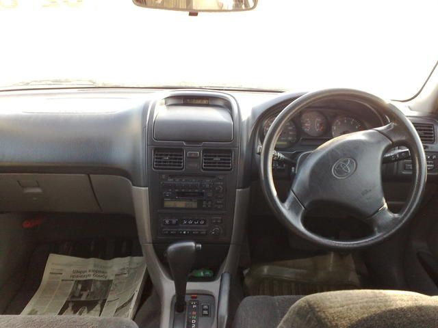 2000 Toyota Caldina