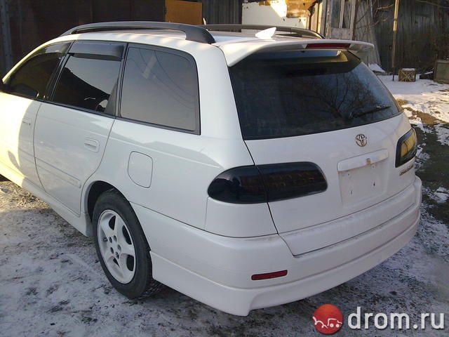 2000 Toyota Caldina