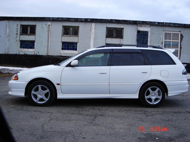 2000 Toyota Caldina