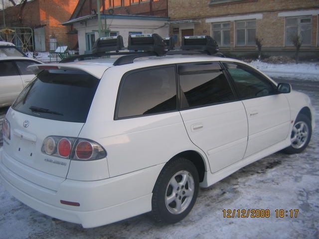 2000 Toyota Caldina