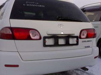 2000 Caldina
