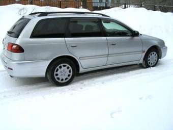 2000 Toyota Caldina