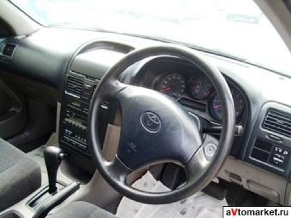 2000 Toyota Caldina