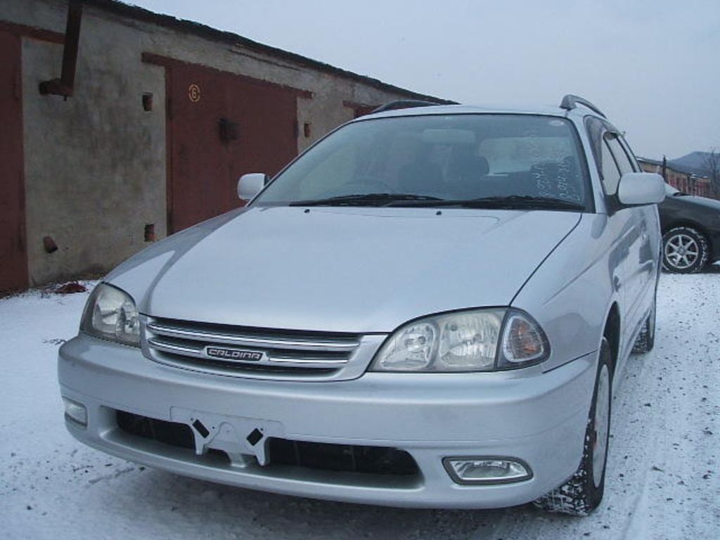 2000 Toyota Caldina