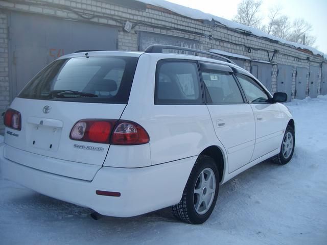 2000 Toyota Caldina