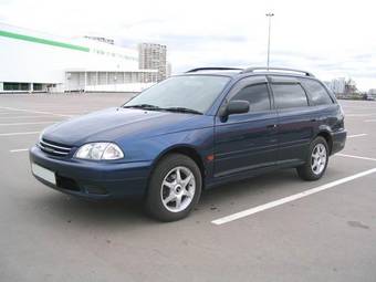 2000 Toyota Caldina