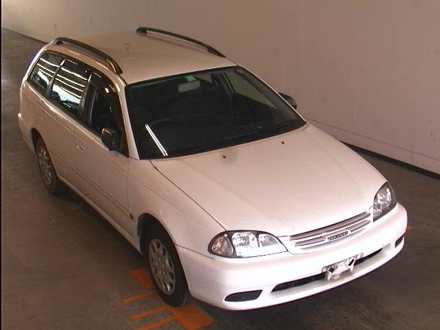 2000 Toyota Caldina Images