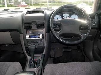 2000 Toyota Caldina Pictures