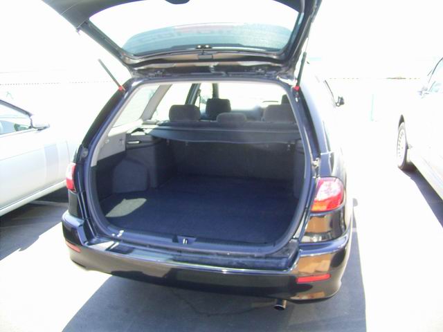 2000 Toyota Caldina Photos