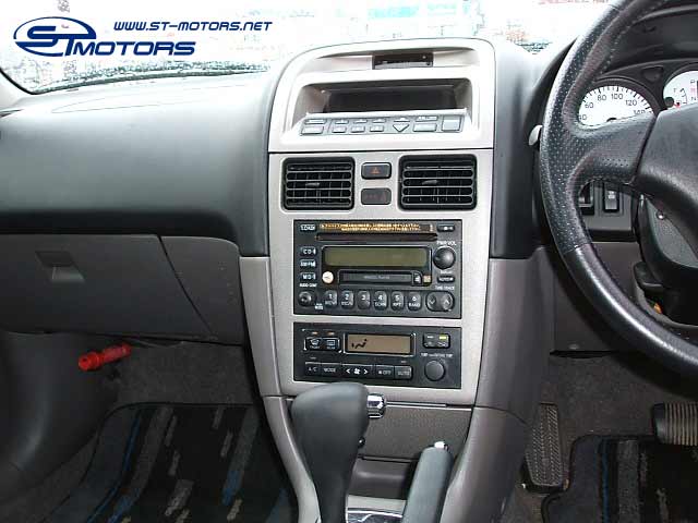 2000 Toyota Caldina Pics