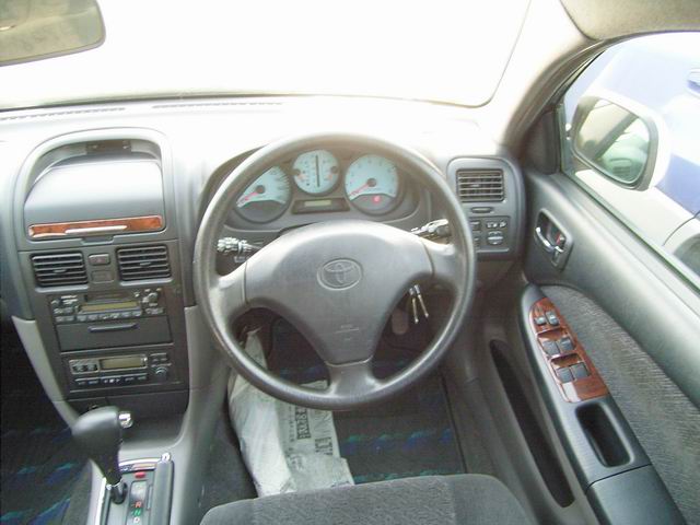 2000 Toyota Caldina For Sale