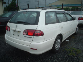 2000 Toyota Caldina Pictures