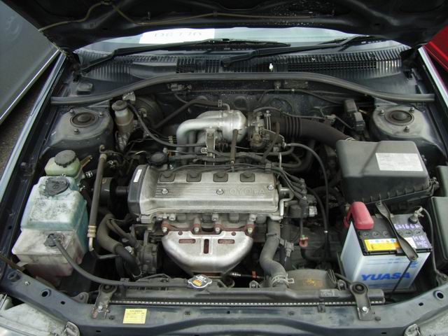 2000 Toyota Caldina Photos