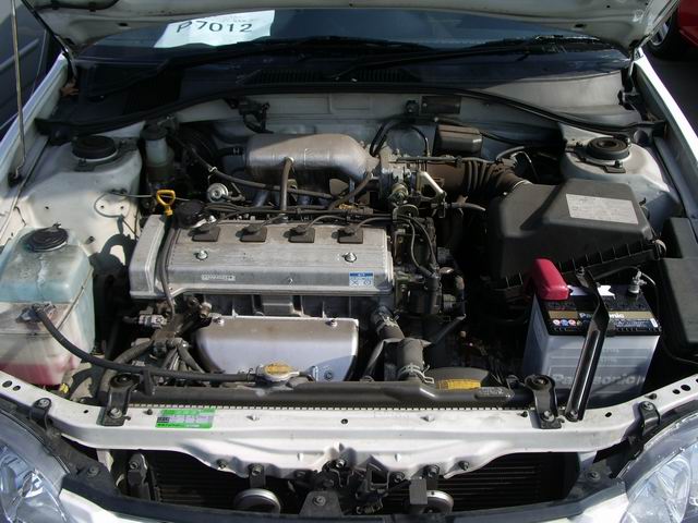 2000 Toyota Caldina Pictures