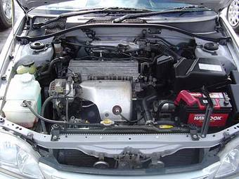 2000 Toyota Caldina Photos