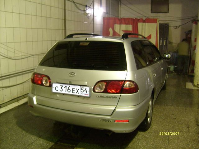 2001 Toyota Caldina