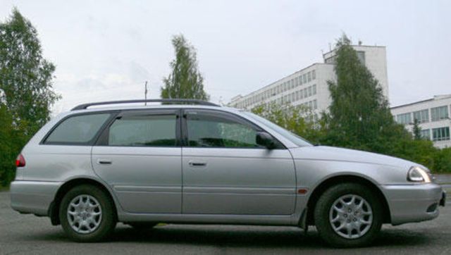 2001 Toyota Caldina