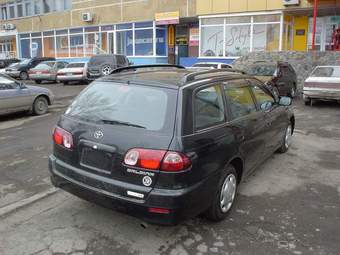 2001 Toyota Caldina Pictures