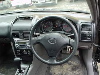 2001 Toyota Caldina Pics