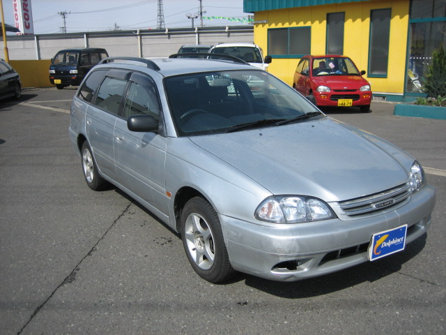 2001 Toyota Caldina Photos