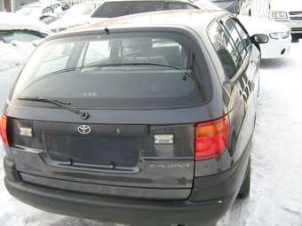 2001 Toyota Caldina Images