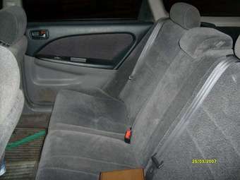 2001 Toyota Caldina Images