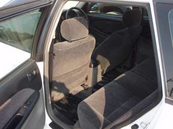 2001 Toyota Caldina Images