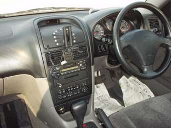 2001 Toyota Caldina Pictures