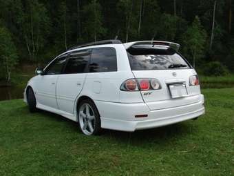 2001 Toyota Caldina Pics