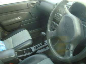 2001 Toyota Caldina Photos