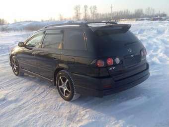 2001 Toyota Caldina Photos