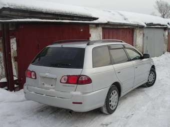 2001 Toyota Caldina Images