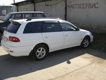 2001 Toyota Caldina Images