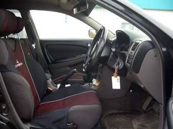 2001 Toyota Caldina Photos