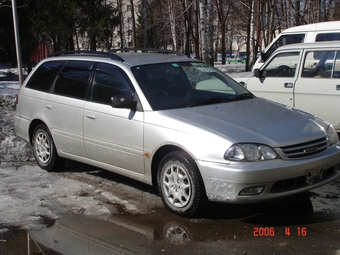 2002 Toyota Caldina