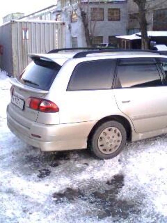 2002 Toyota Caldina