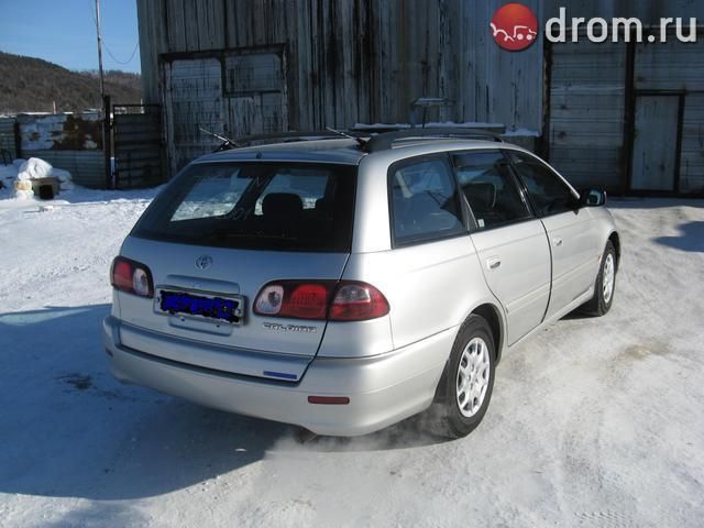 2002 Toyota Caldina