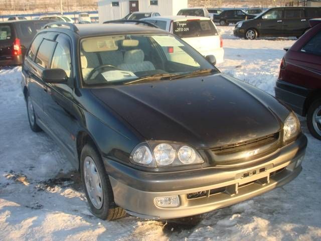 2002 Toyota Caldina