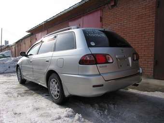 2002 Caldina