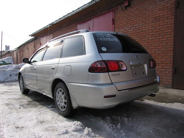 2002 Toyota Caldina