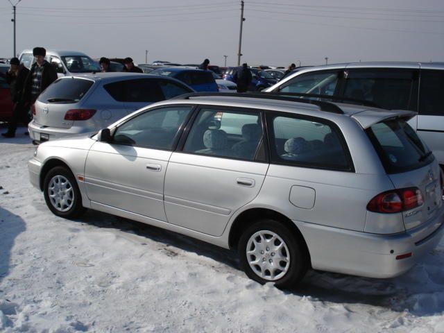 2002 Toyota Caldina