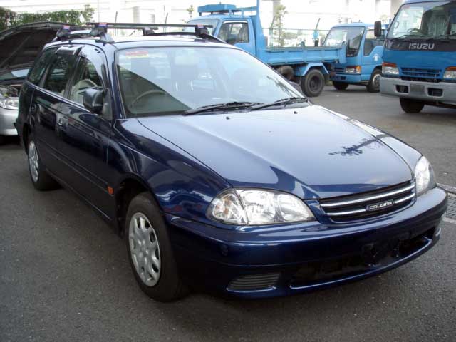 2002 Toyota Caldina Pics