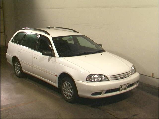 2002 Toyota Caldina Pictures