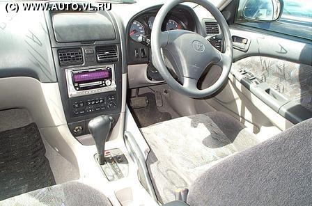 2002 Toyota Caldina Pictures